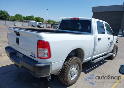 2023 Ram 2500 Tradesman 4X4 6'4 Box z USA, uszkodzony, nr VIN 3C6UR5CJ3PG558687